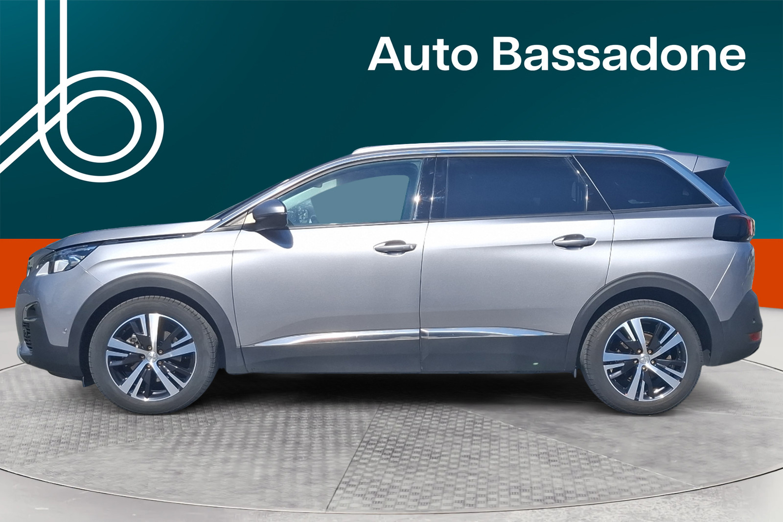 Peugeot 5008 2019, photo 2/24