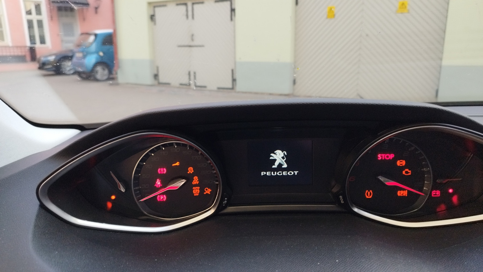 Peugeot 308 2018, kuva 3/15