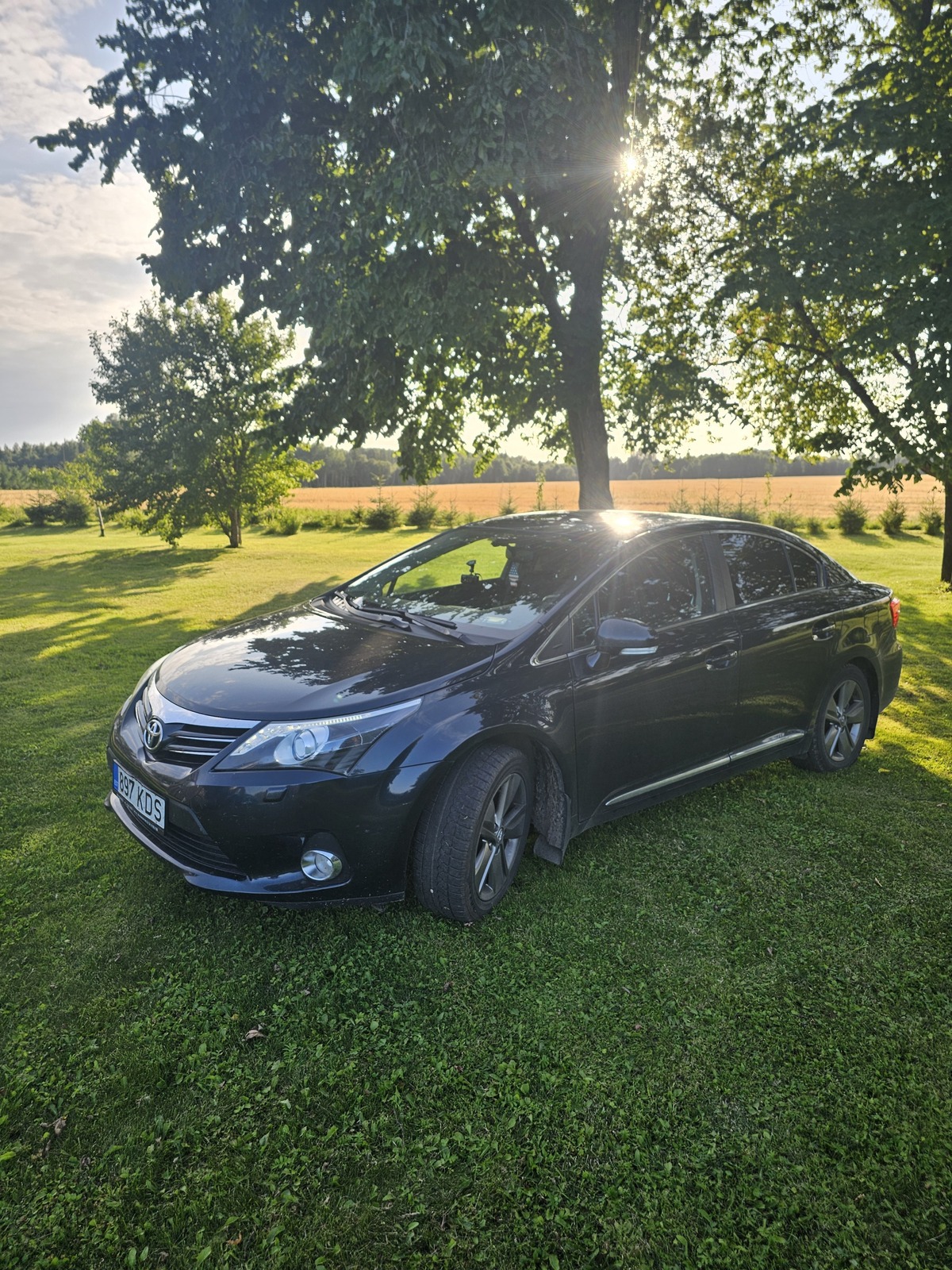 Toyota Avensis 2015, photo 2/8