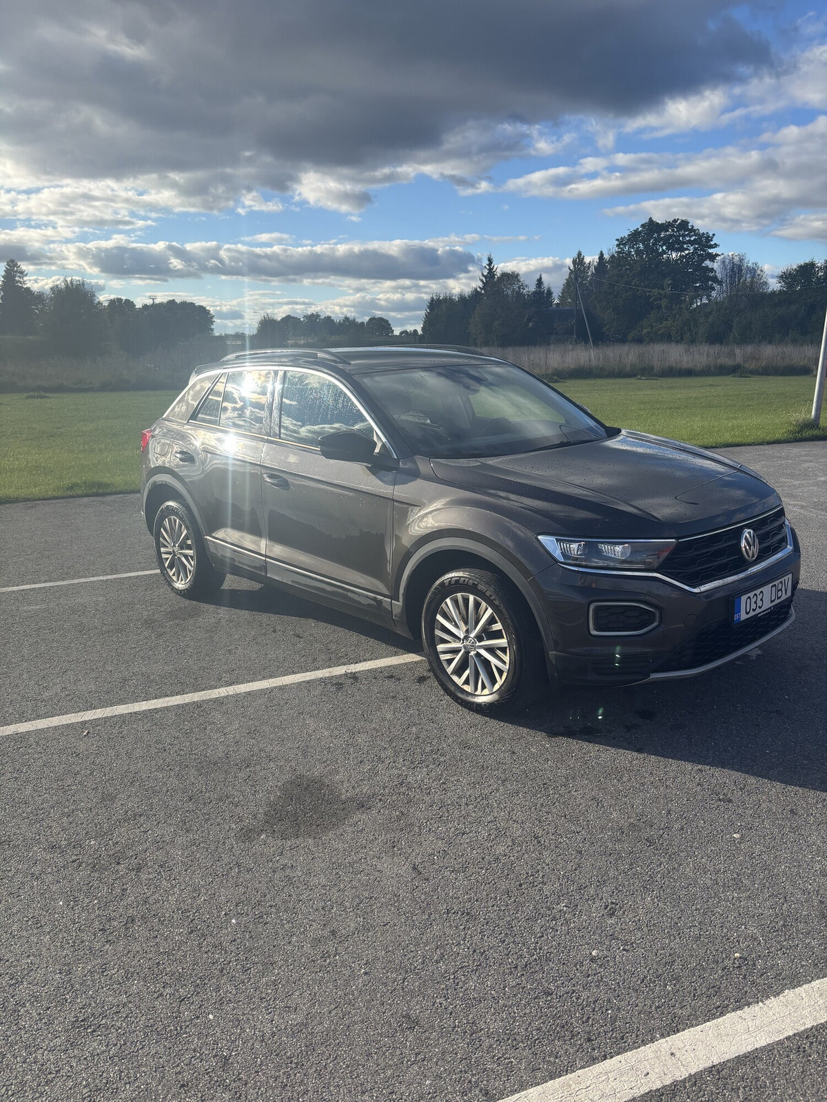 Volkswagen T-Roc 2019, photo 2/7