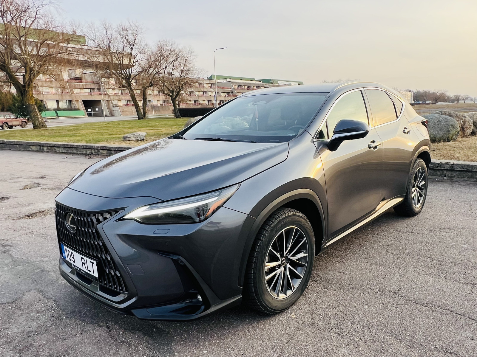 Lexus NX 350h 2023, kuva 5/9