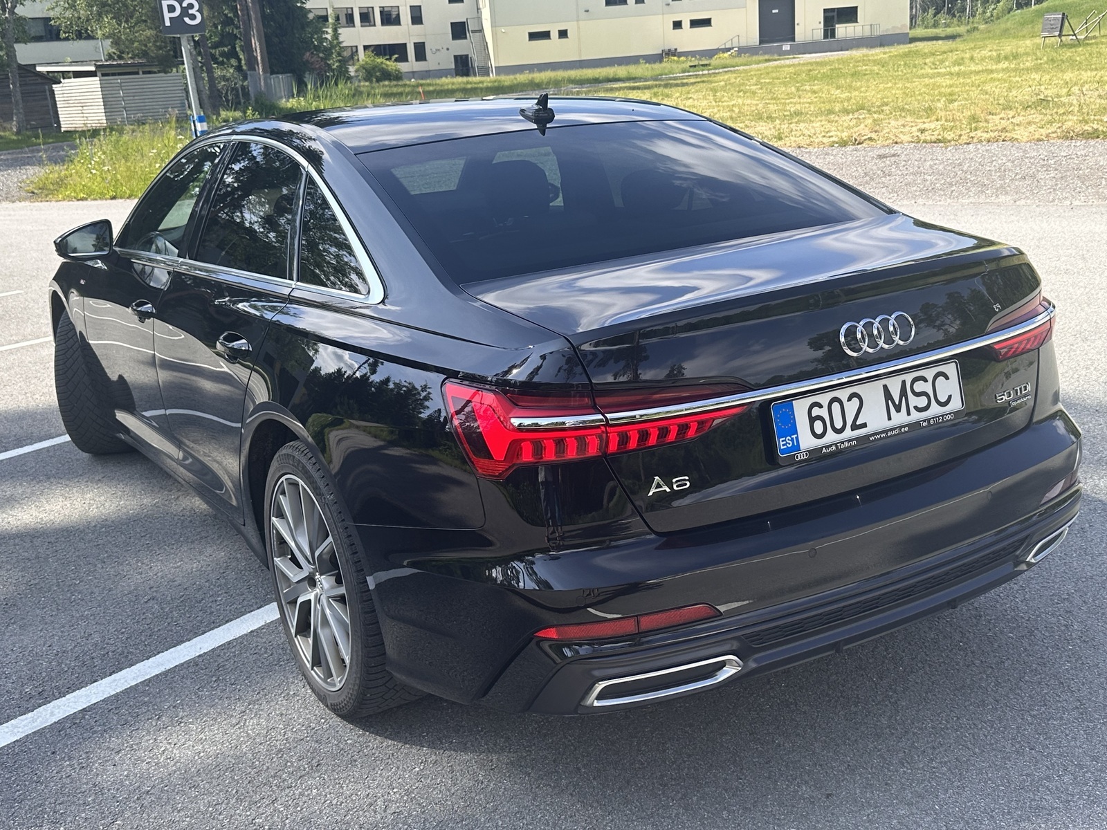 Audi A6 2018, photo 7/19