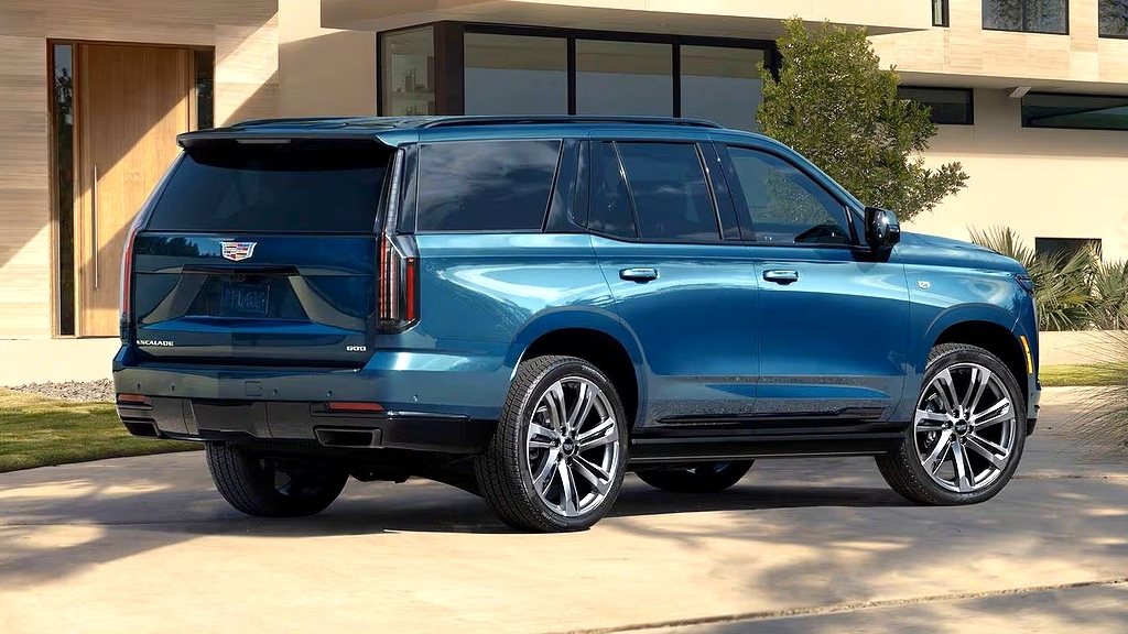 Cadillac Escalade 2026, photo 2/9