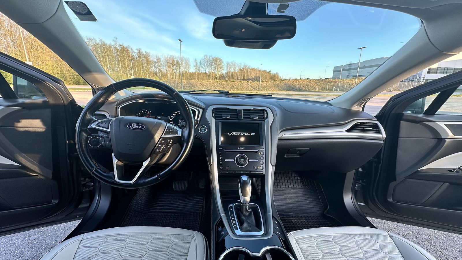 Ford Mondeo 2018, photo 5/10