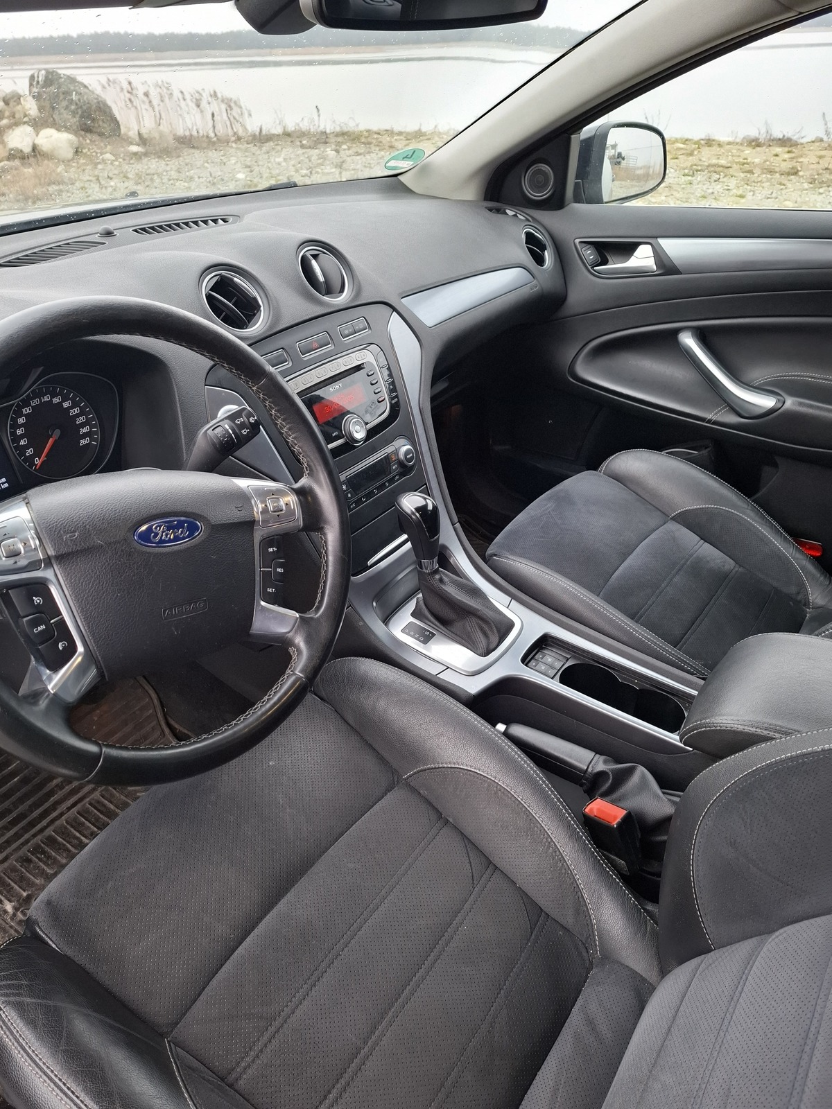 Ford Mondeo 2011, photo 7/7