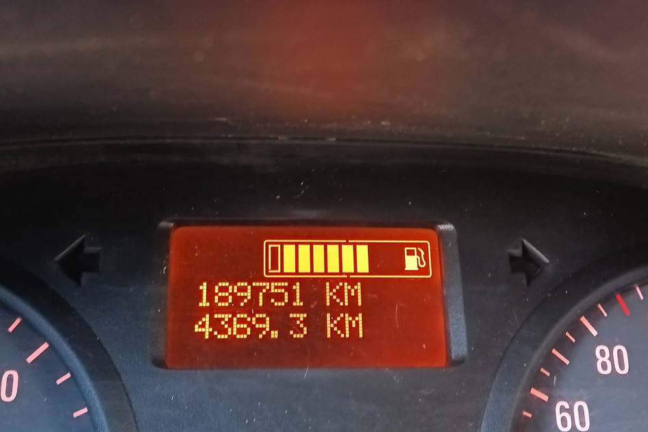 Opel Vivaro, 2012, 2.0, 84 kW, дизель, механическая, передний привод