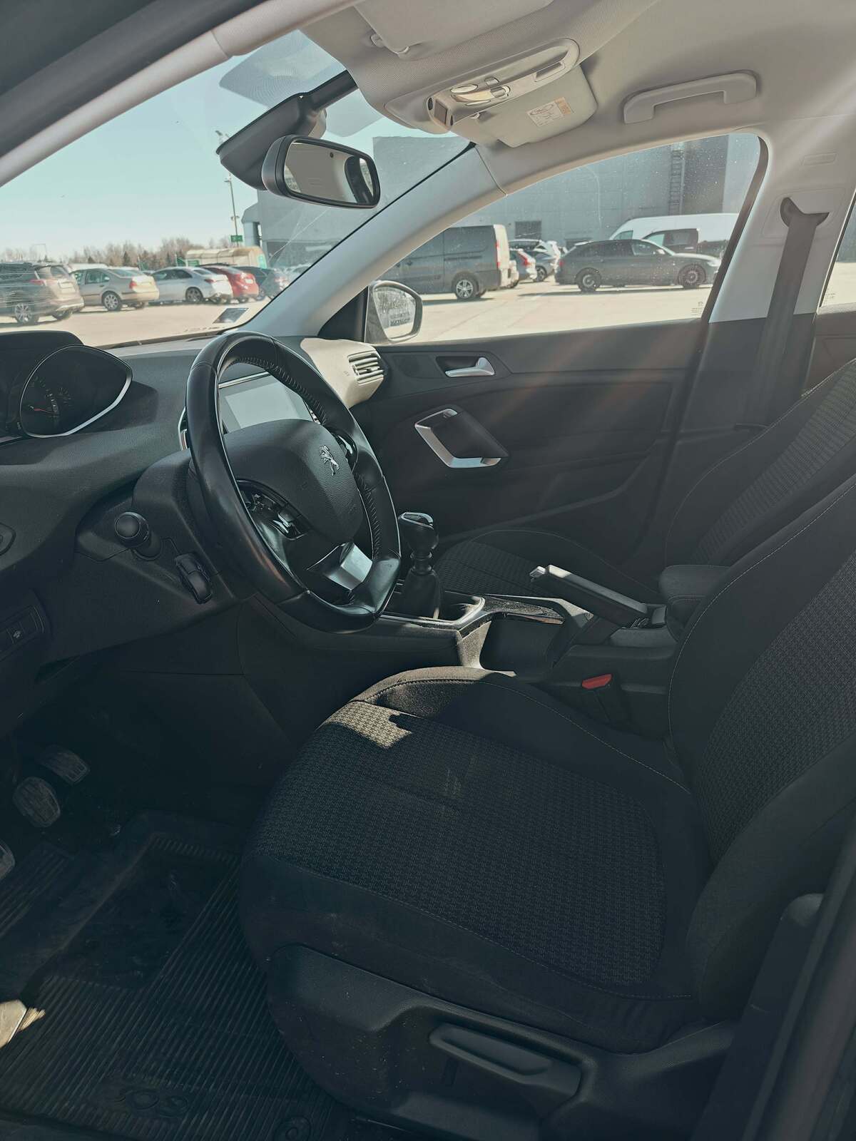 Peugeot 308 2020, photo 7/9
