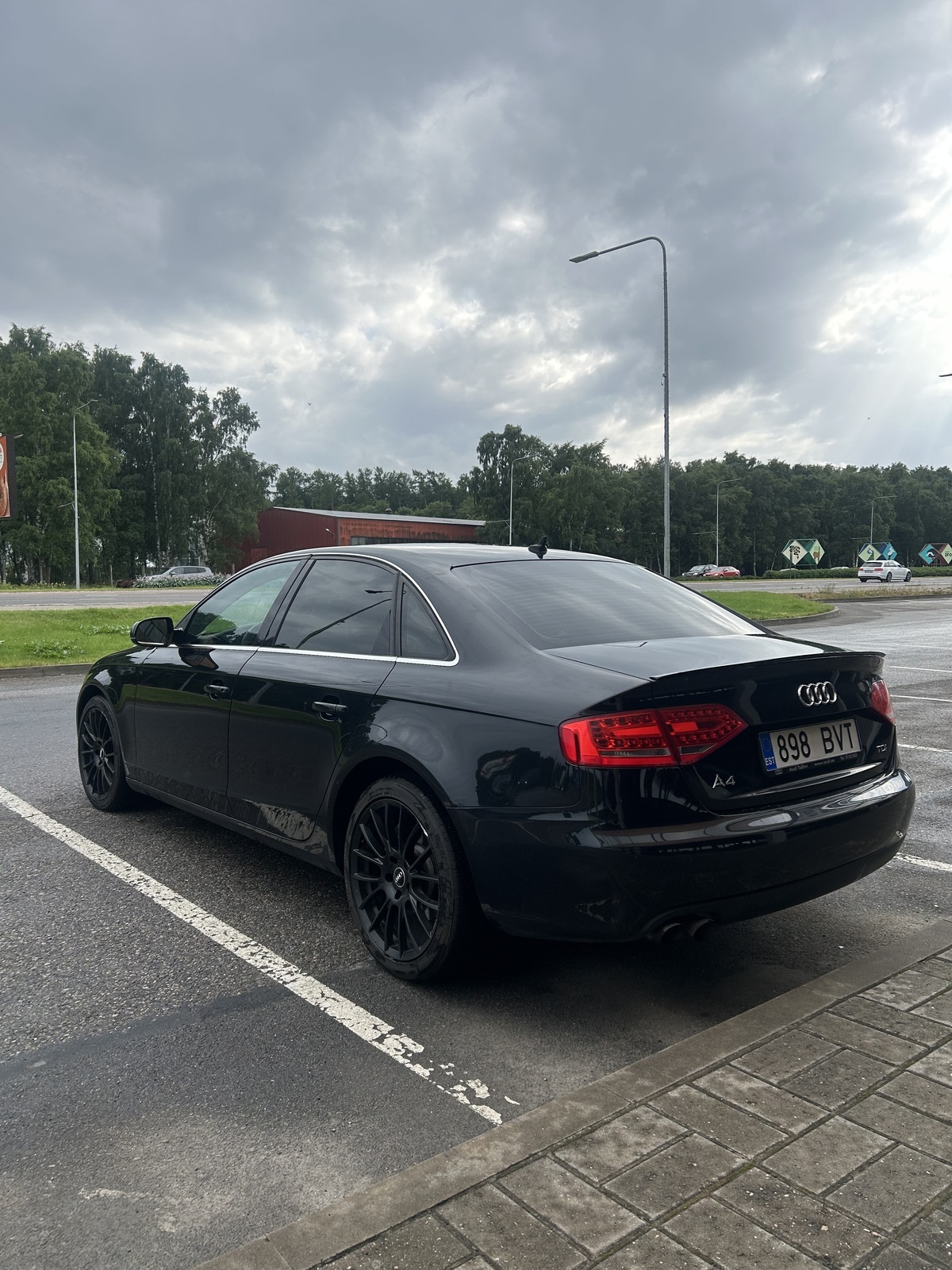 Audi A4 2011, kuva 3/5
