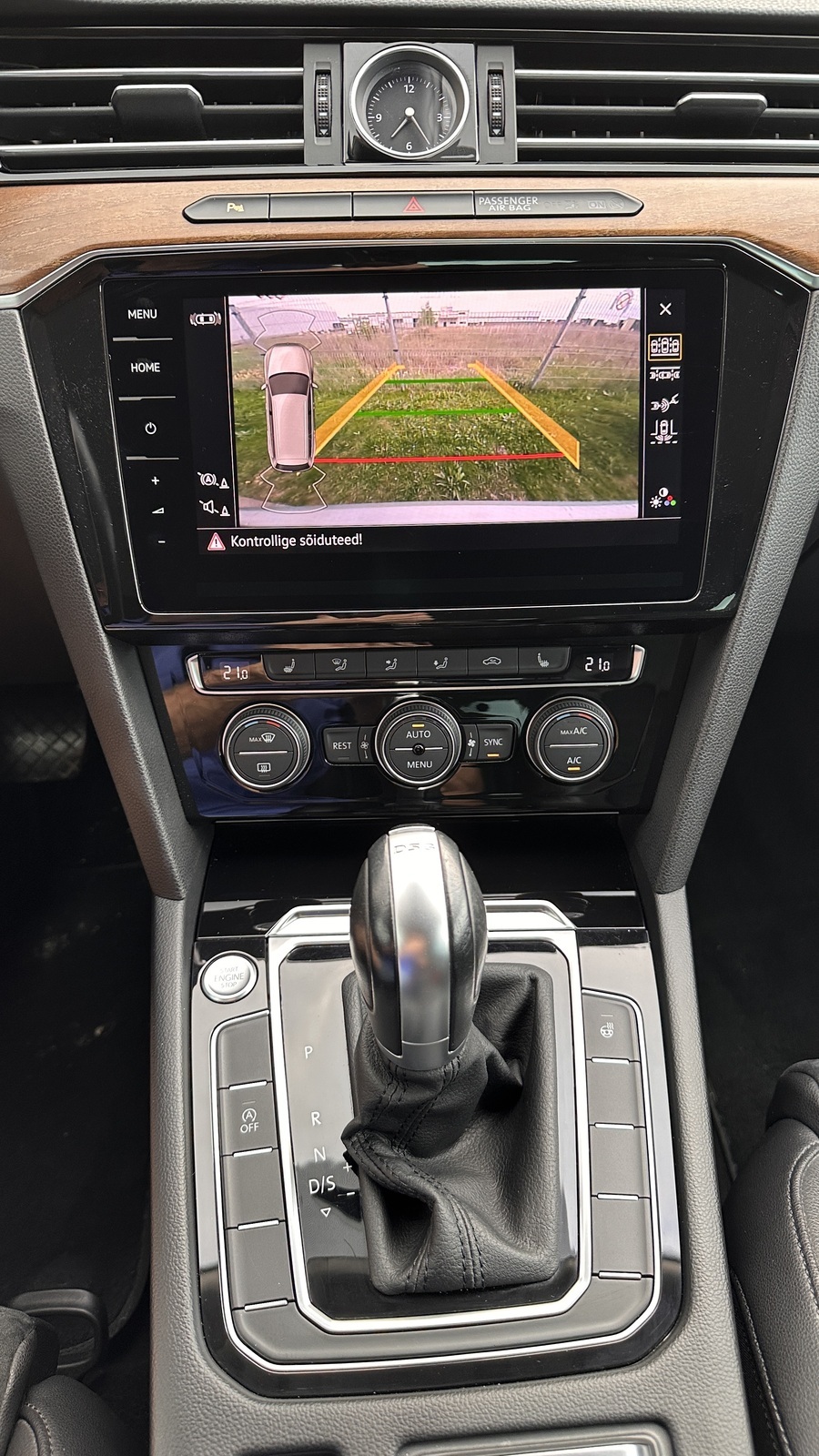 Volkswagen Passat 2019, photo 7/15
