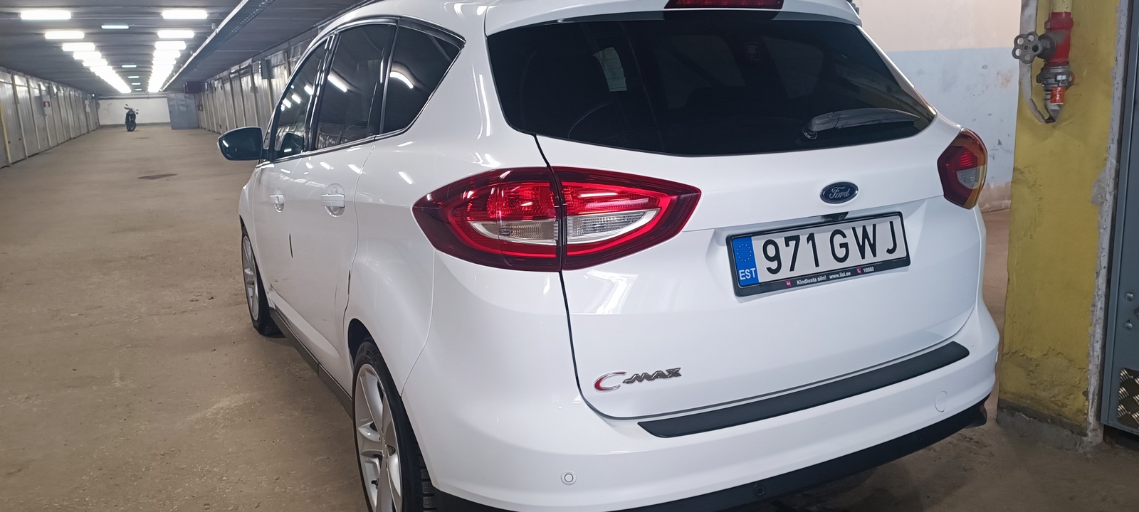 Ford C-Max 2016, photo 2/15