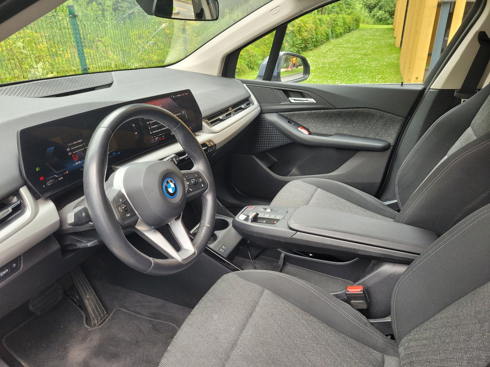 BMW 225 2022, photo 6/16