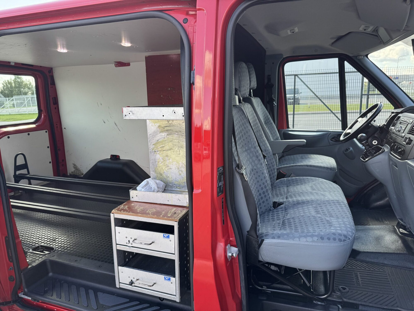 Ford Transit 2012, kuva 7/12