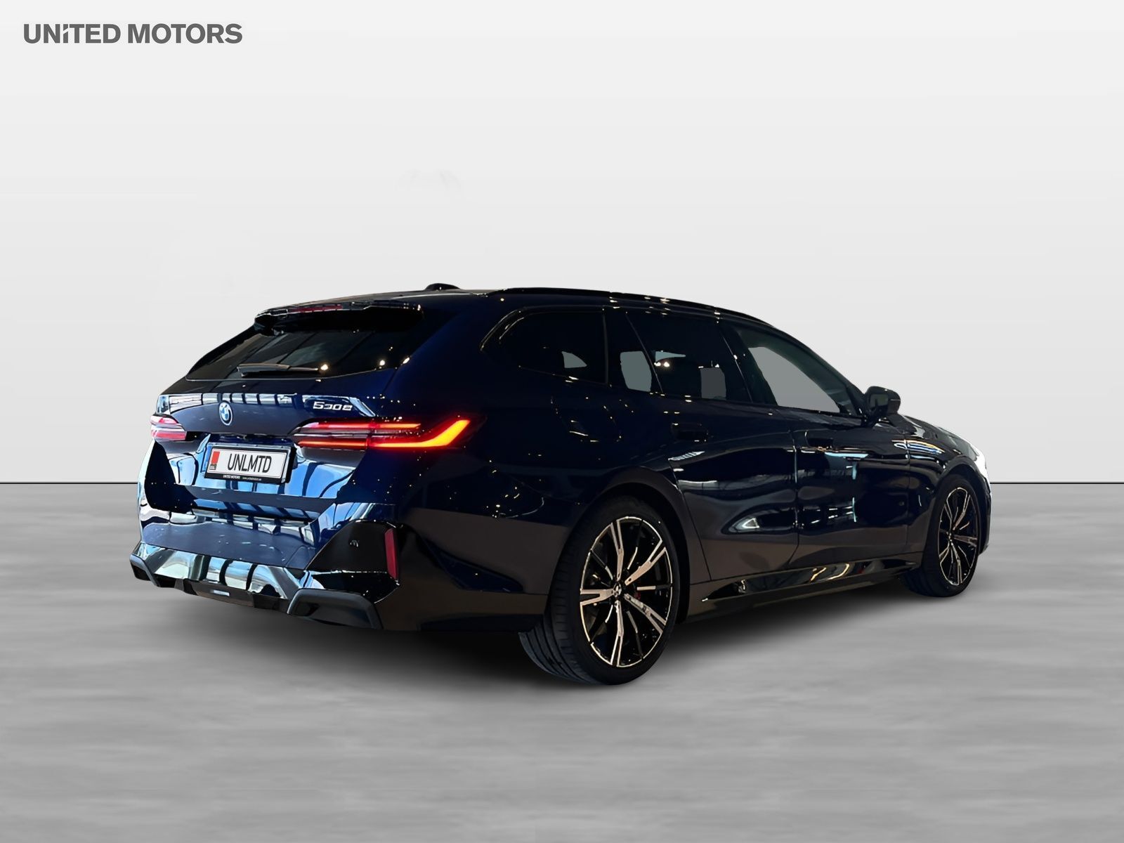 BMW 530 2026, photo 4/27