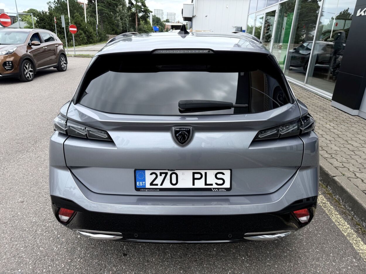 Peugeot 308 2024, photo 3/10