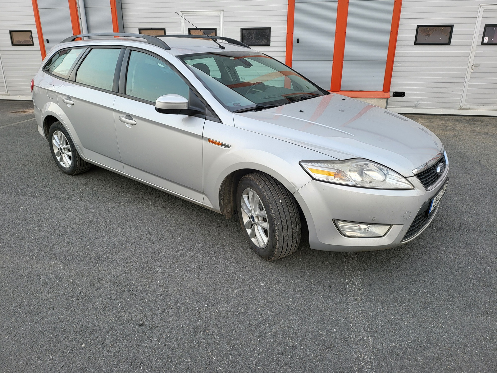 Ford Mondeo 2010, photo 3/16