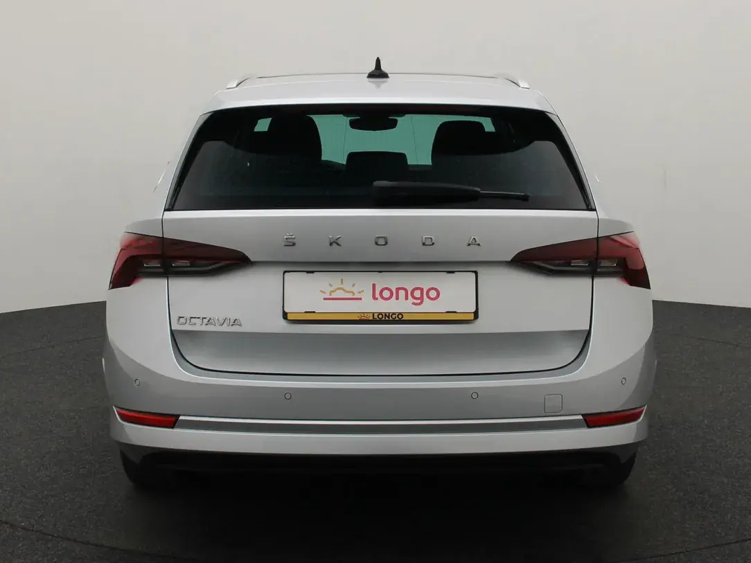 Škoda Octavia 2022, photo 5/33