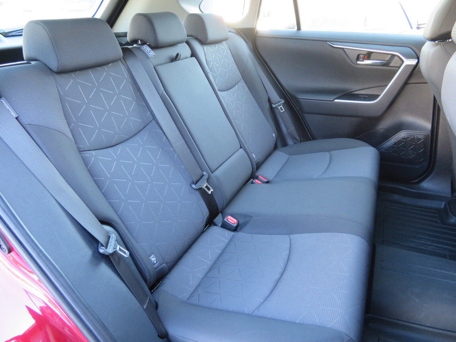 Toyota RAV4 Luxury 2.0 129kW 2023, photo 5/7