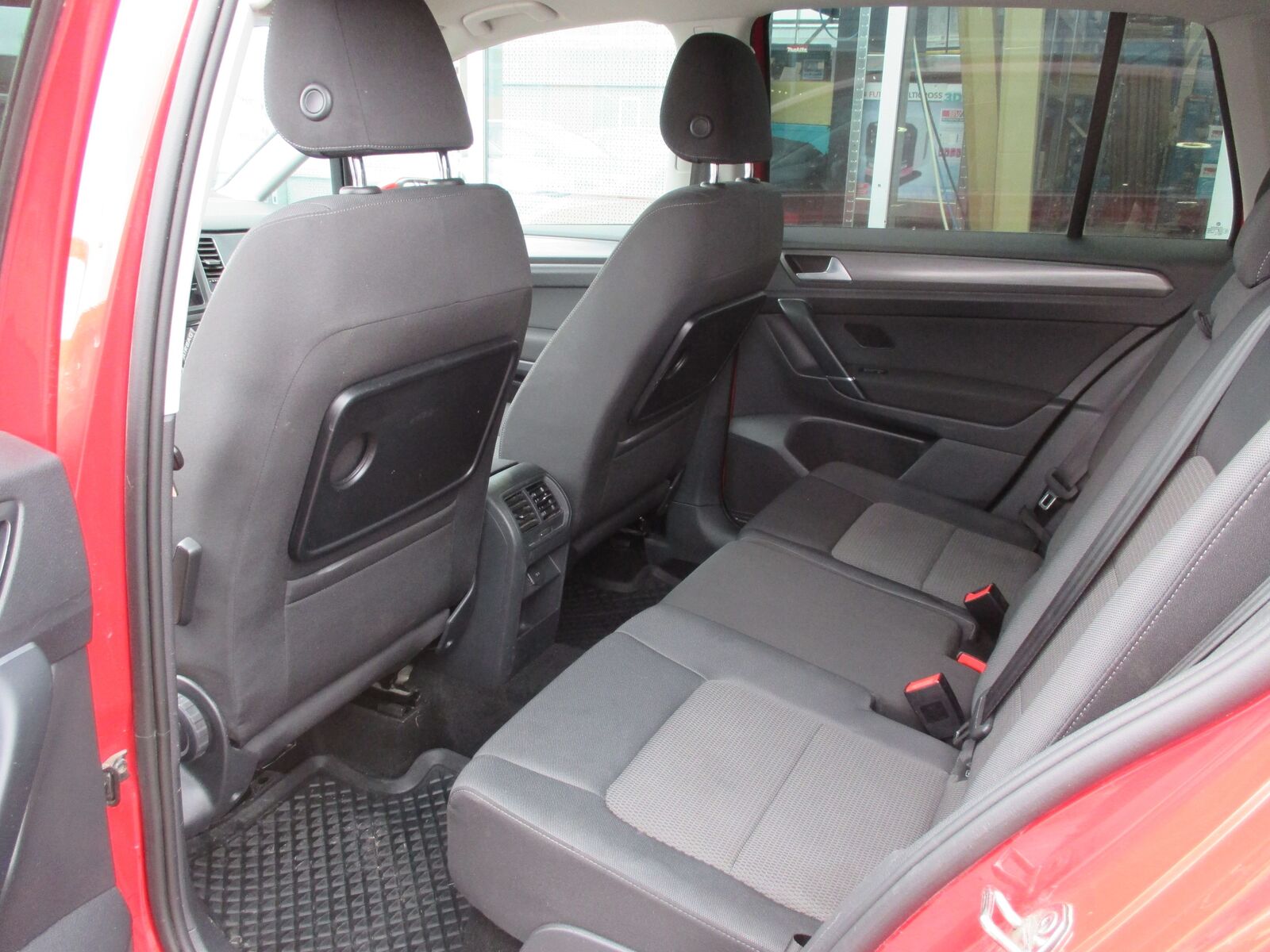 Volkswagen Golf Sportsvan 2019, photo 6/8