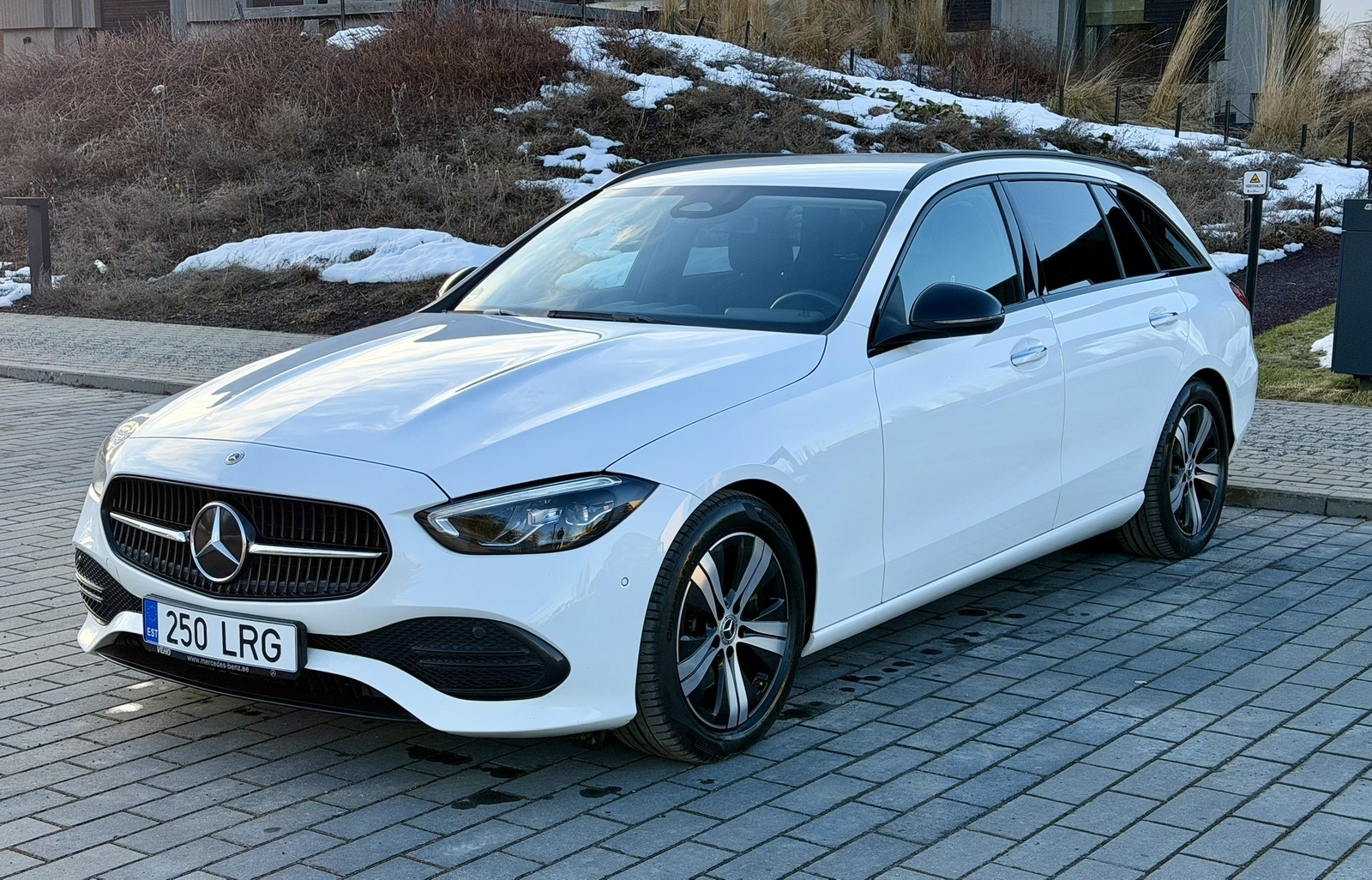 Mercedes-Benz C 220 2021, kuva 2/31