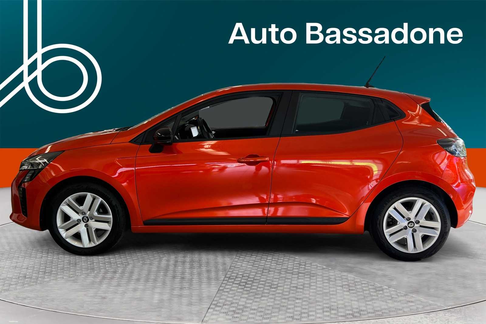 Renault Clio 2024, photo 2/17