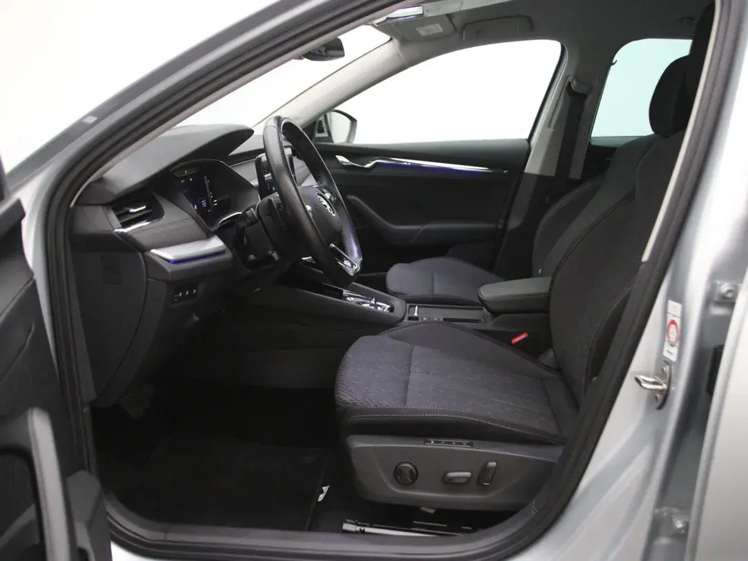 Škoda Octavia 2022, photo 4/10