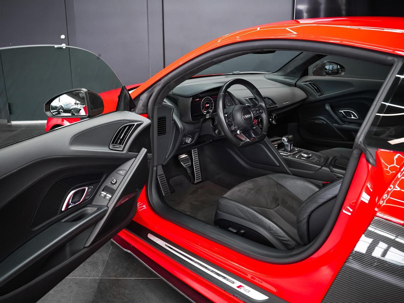 Audi R8 2016, photo 6/14