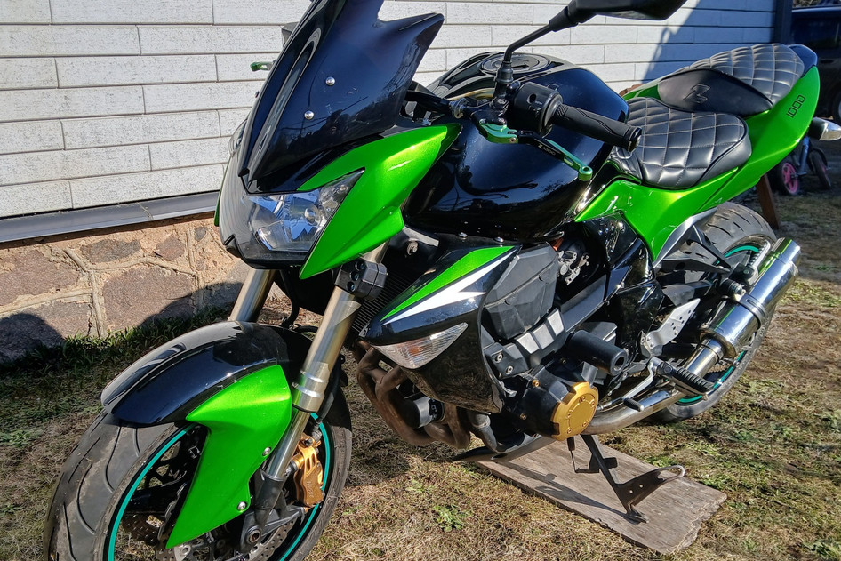 Kawasaki Z 1000, 2009, 1.0, 92 kW, benzīns, manuālā, aizmugurējā piedziņa