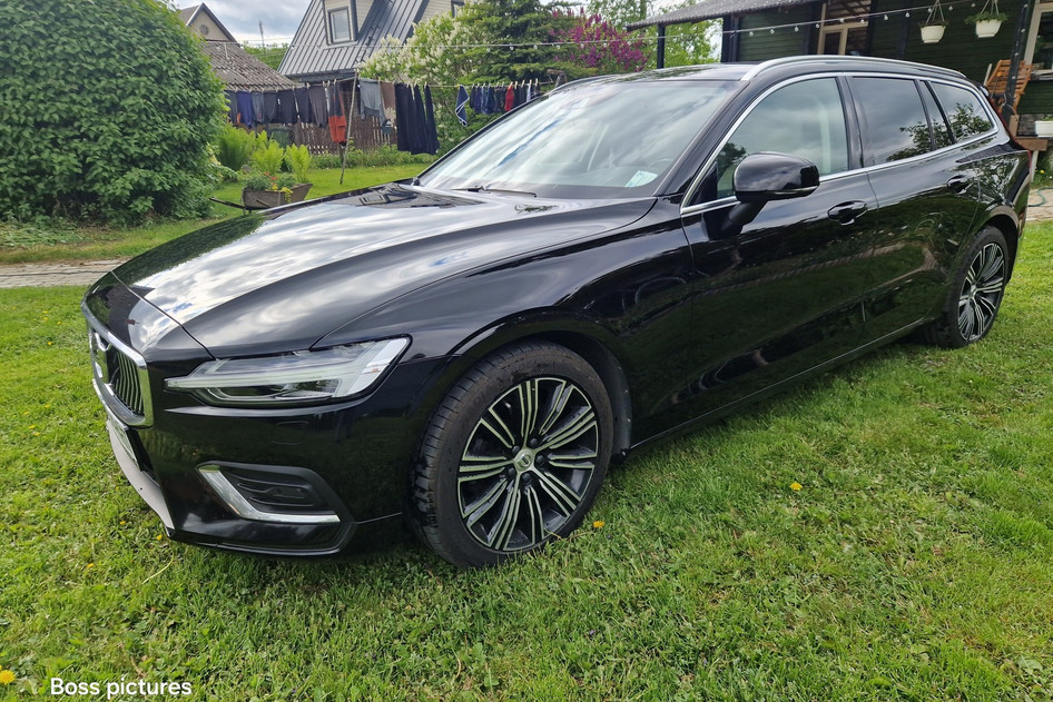 Volvo V60, 2021, 2.0, 145 kW, hybrid (diesel/electric), automatic, front-wheel drive