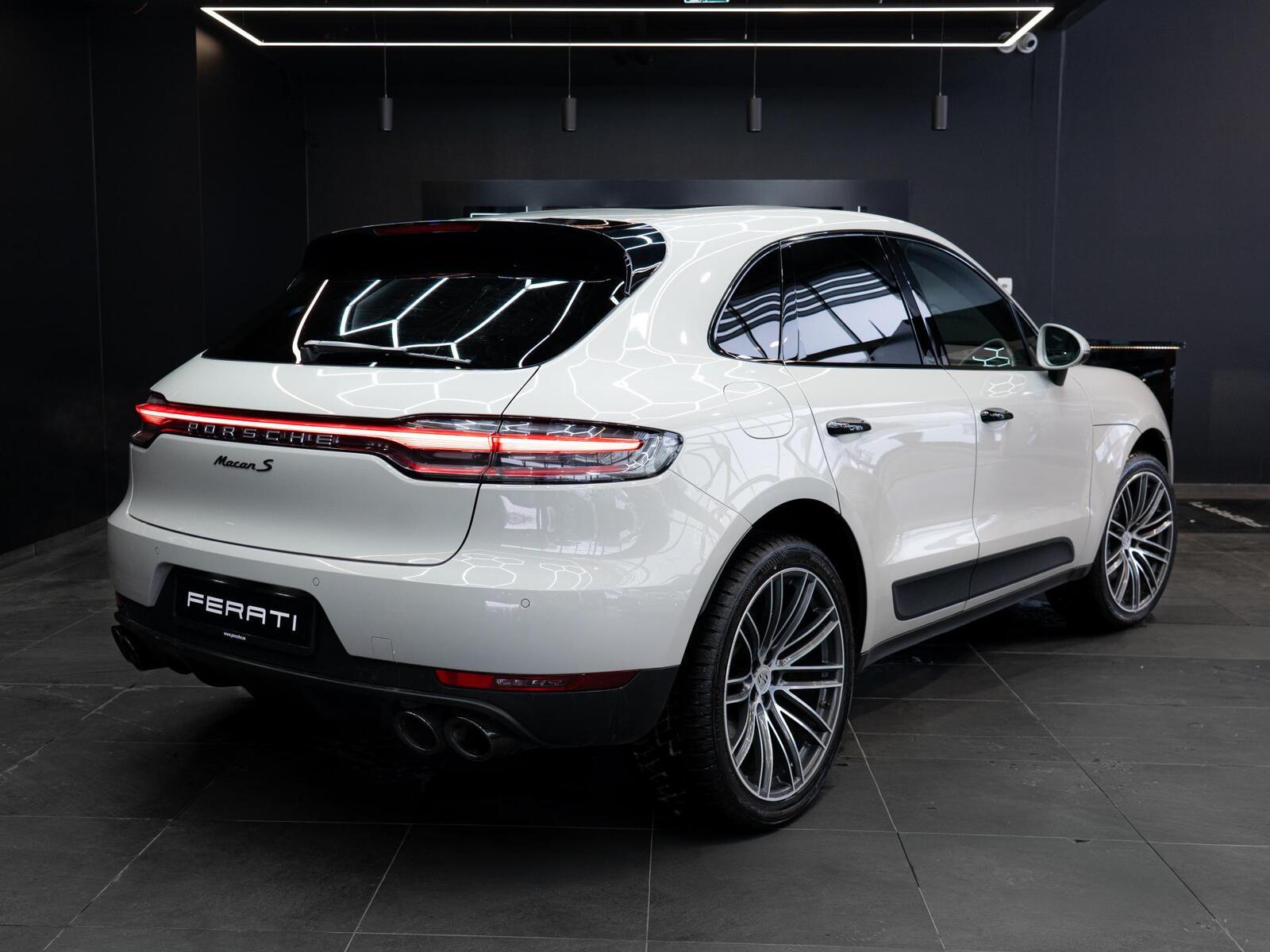Porsche Macan S 2019, photo 2/10