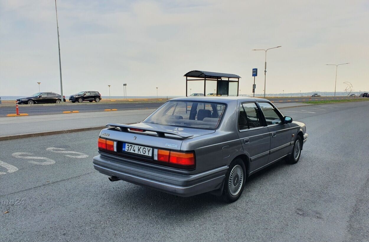 Mazda 929 1990, kuva 8/8