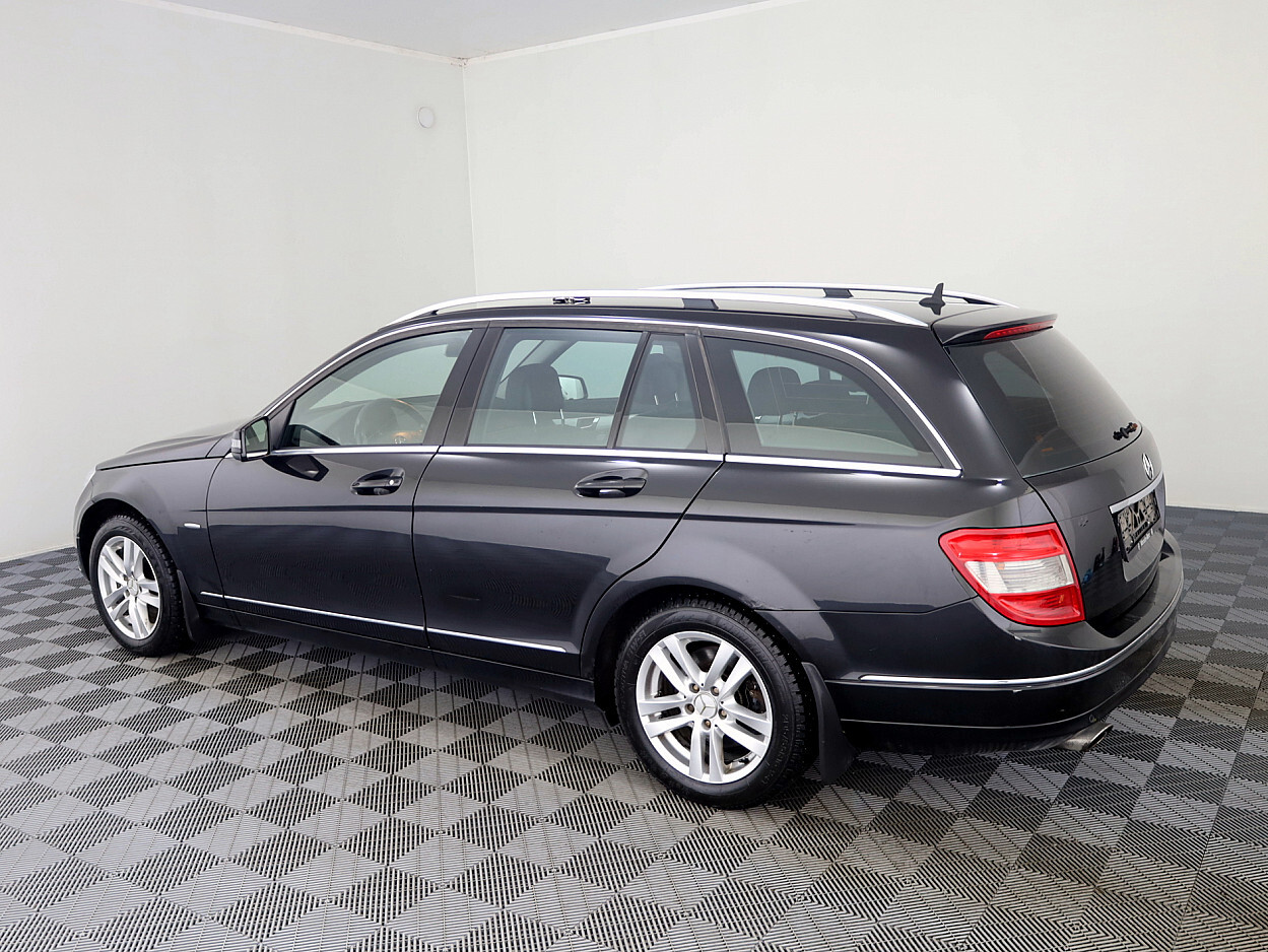 Mercedes-Benz C 220 2008, kuva 4/8