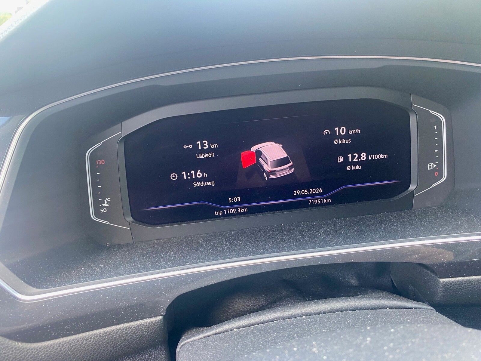 Volkswagen Tiguan 2021, photo 4/7