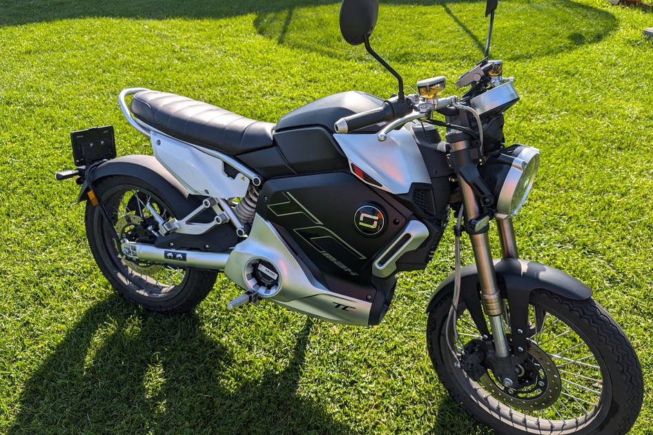 2021, 3.9 kW, electric, automatic, rear-wheel drive