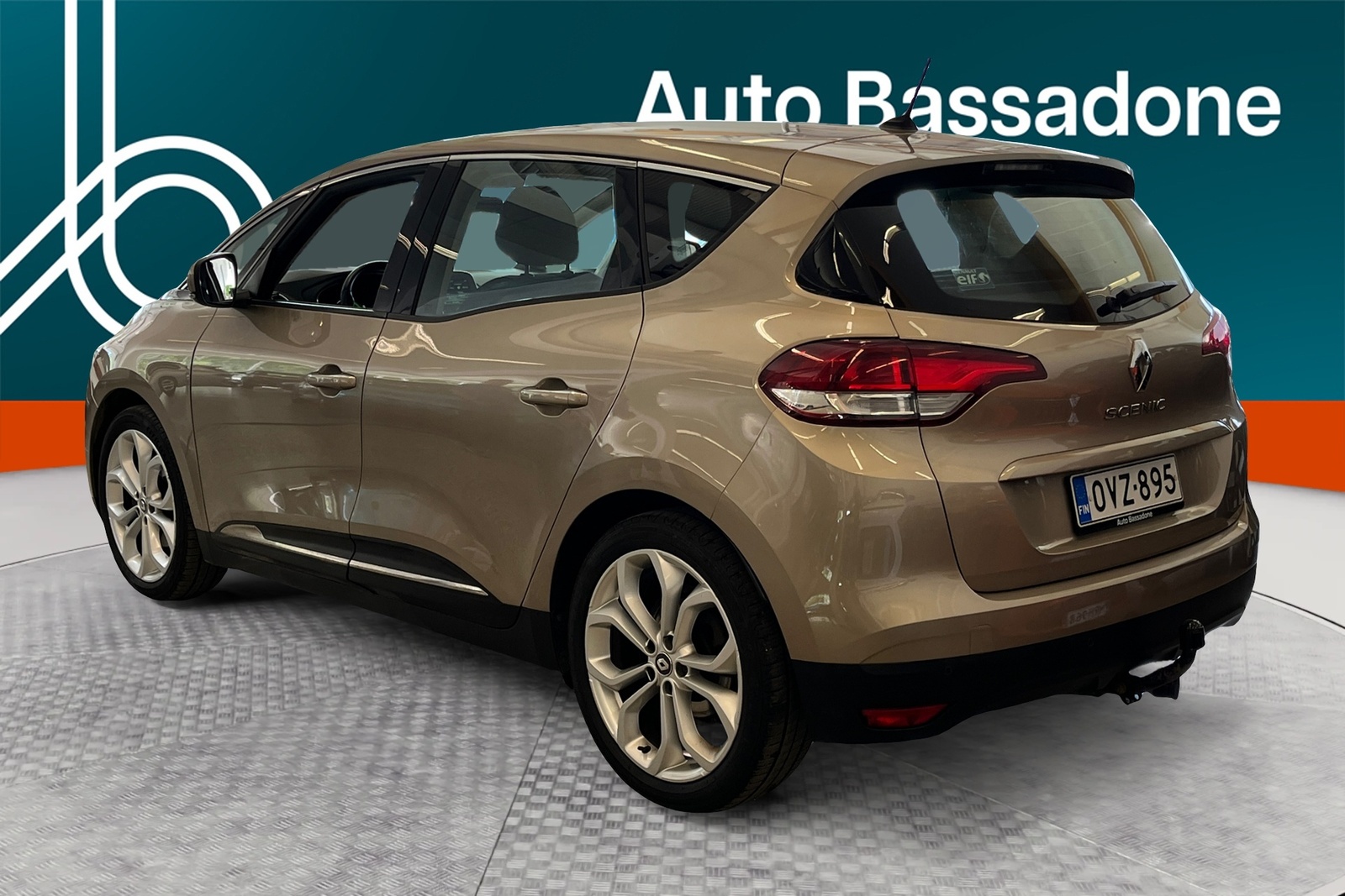 Renault Scenic 2019, photo 3/10