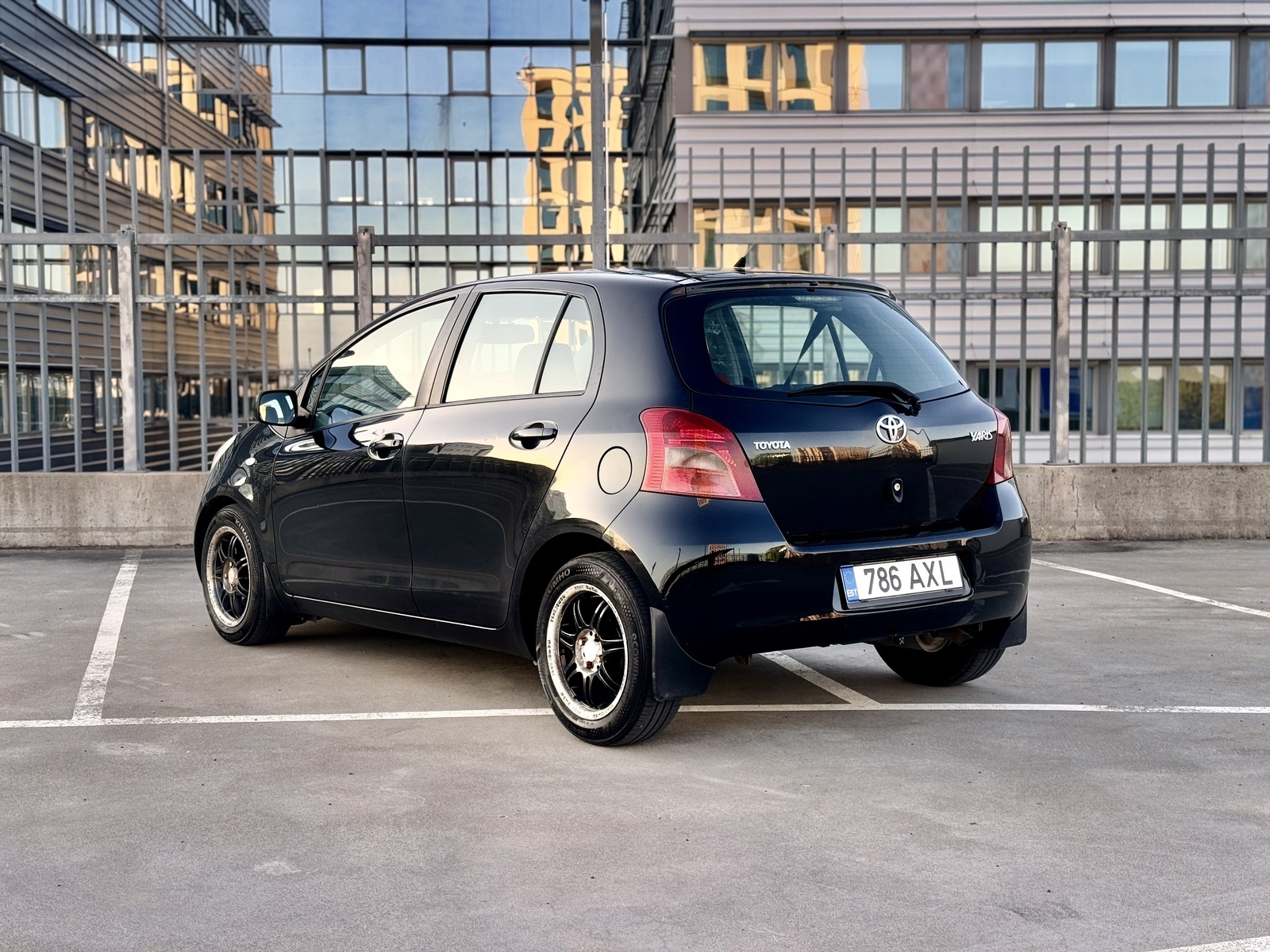 Toyota Yaris 2006, kuva 4/7
