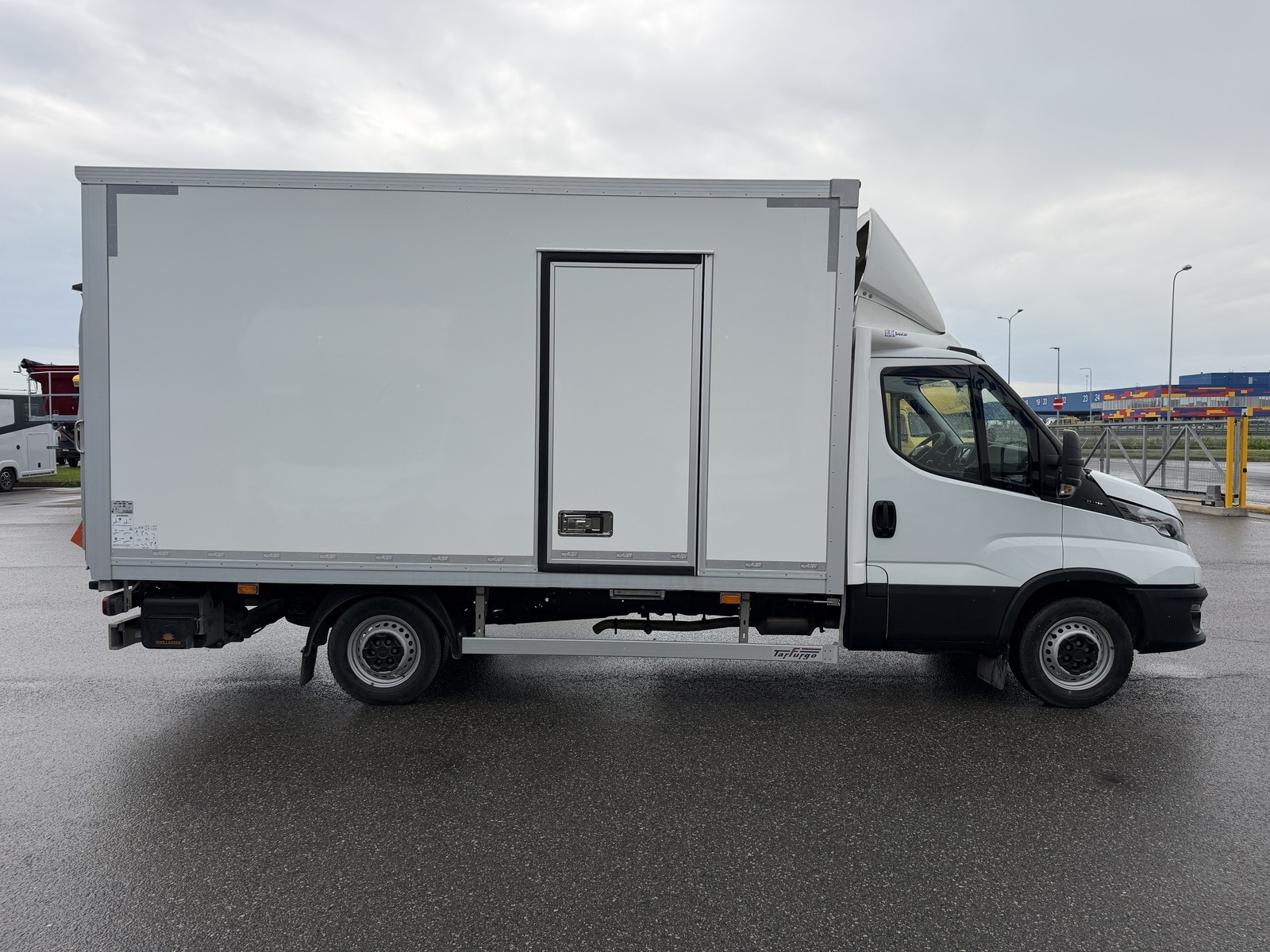 Iveco Daily MCA2022 3.0 129kW 2024, kuva 6/18