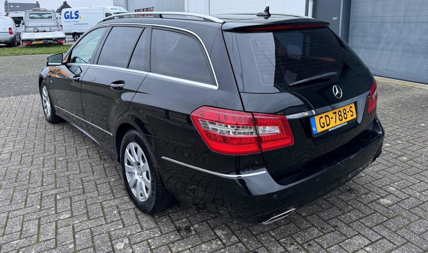Mercedes-Benz E 220 2012, kuva 4/10