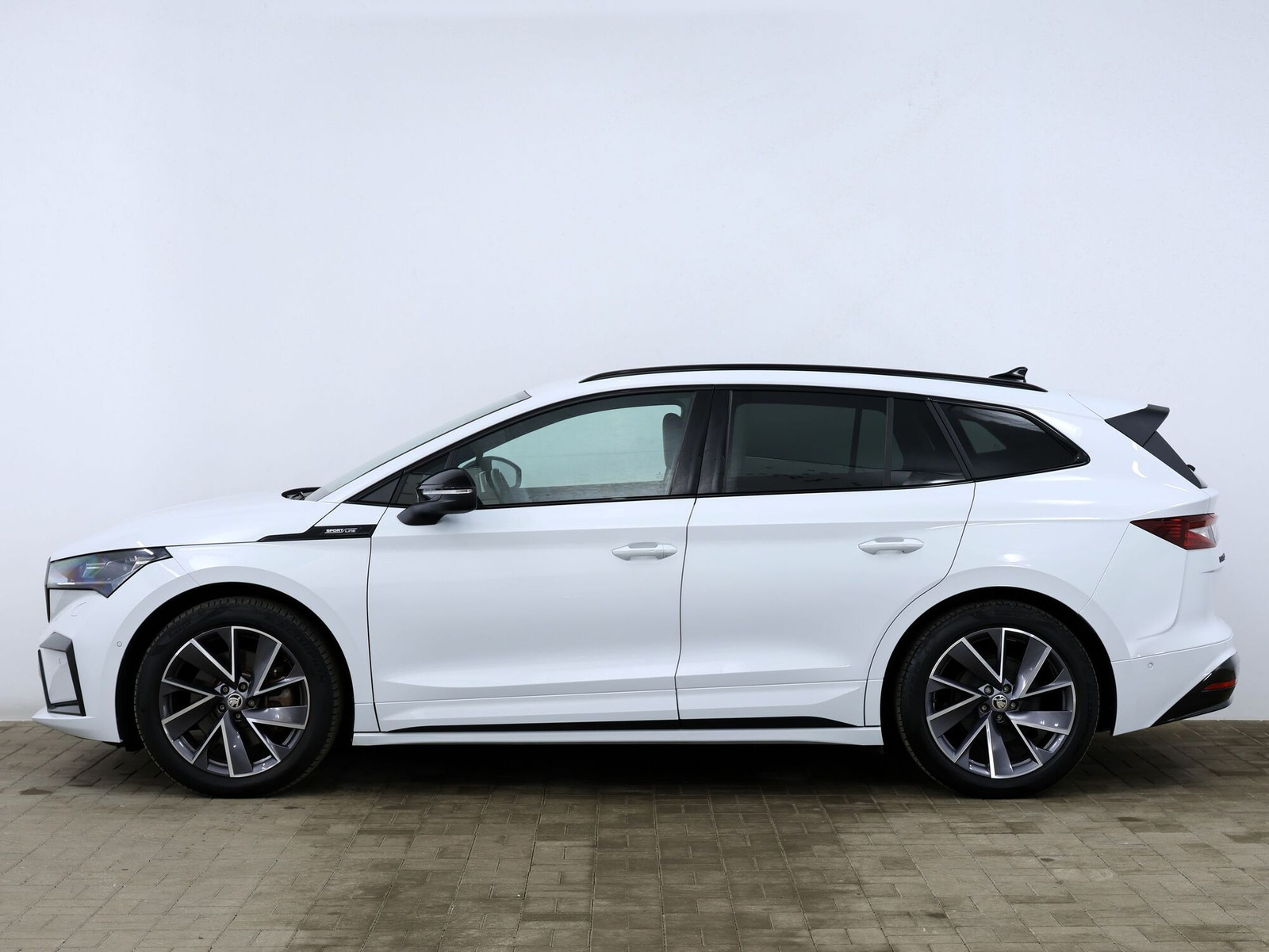 Škoda Enyaq 2022, photo 5/10
