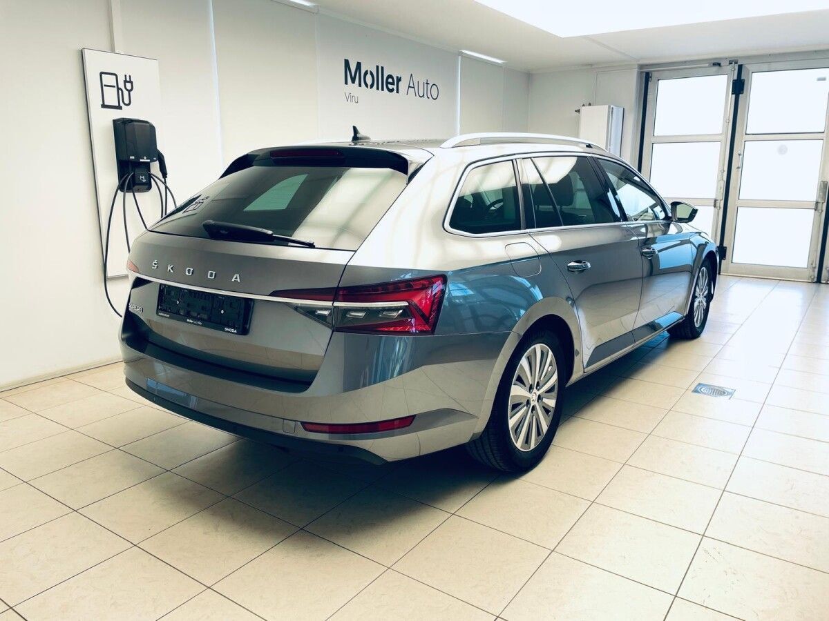 Škoda Superb 2023, photo 4/53