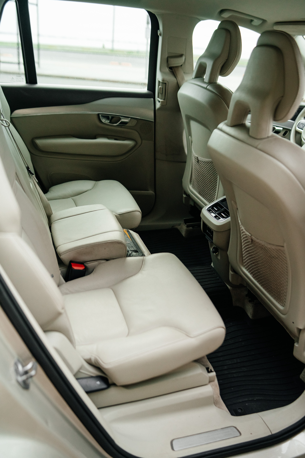 Volvo XC90 2015, photo 3/18