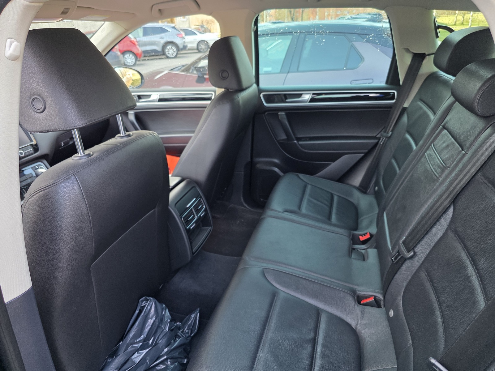 Volkswagen Touareg 2015, kuva 4/7