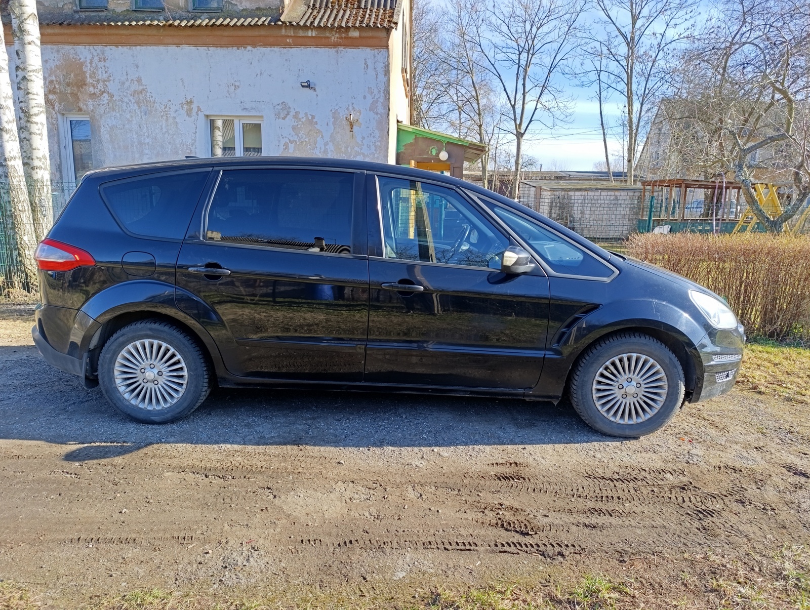 Ford S-Max 2012, photo 4/10