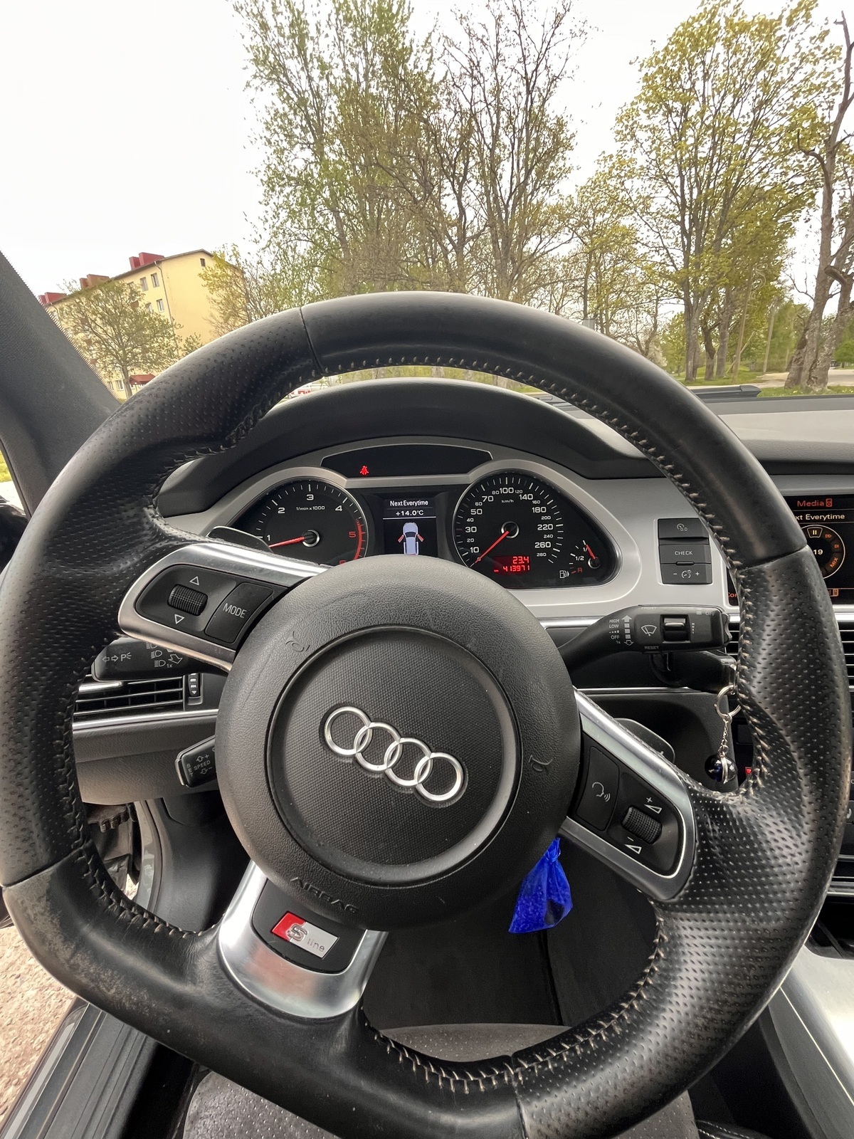 Audi A6 2010, photo 6/12