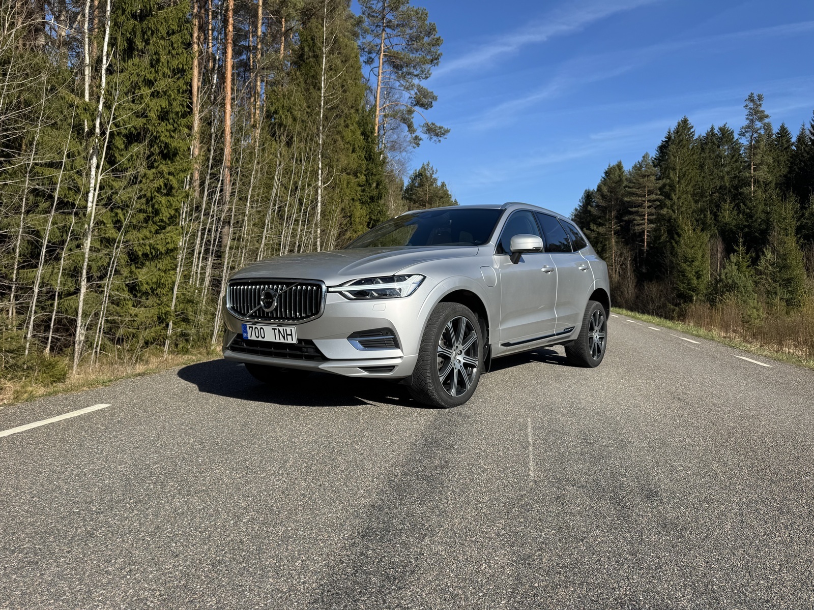 Volvo XC60 2020, photo 2/17
