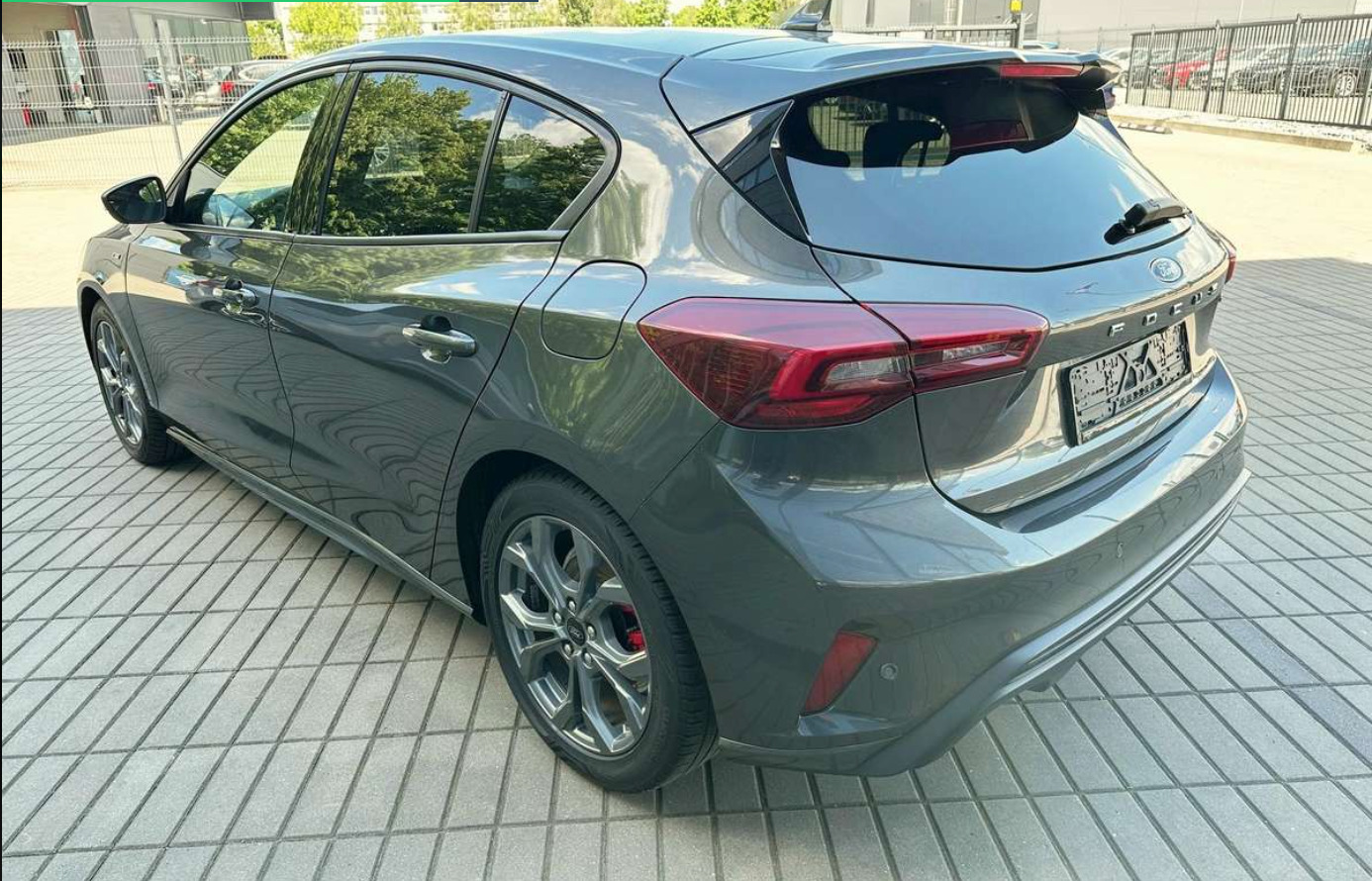 Ford Focus 2023, photo 2/7