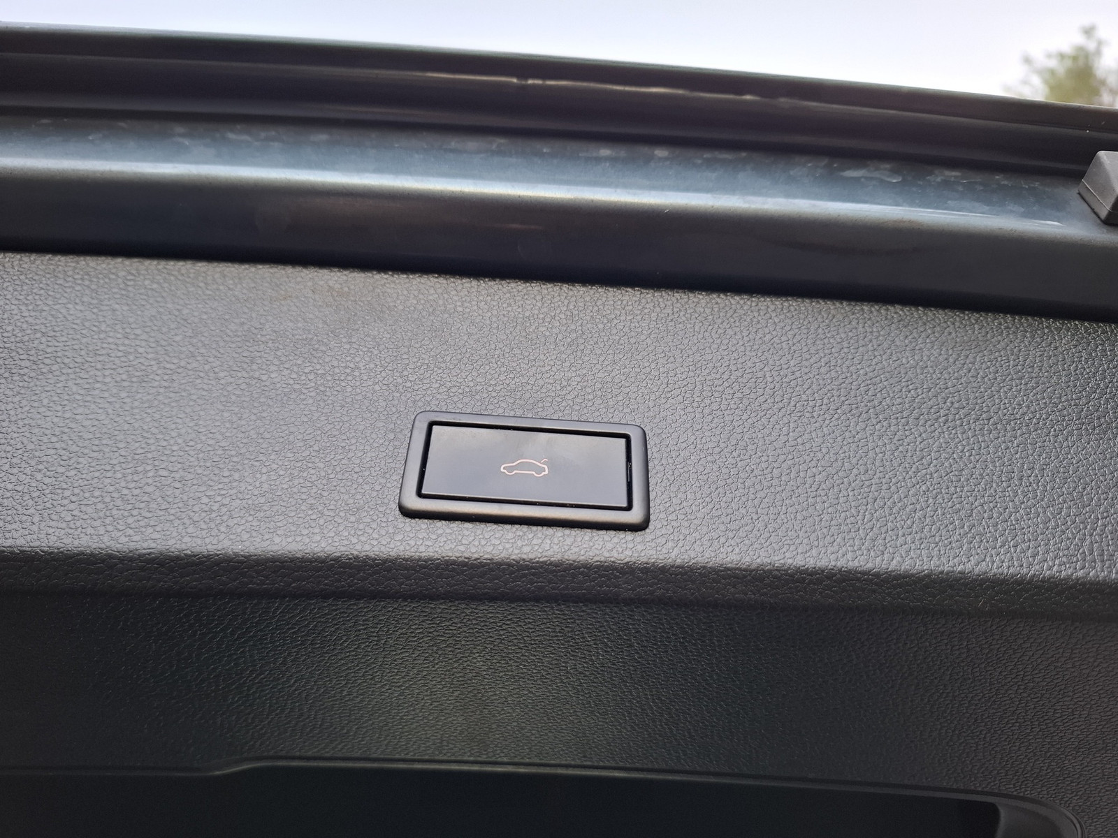 SEAT Ateca 2019, photo 7/9