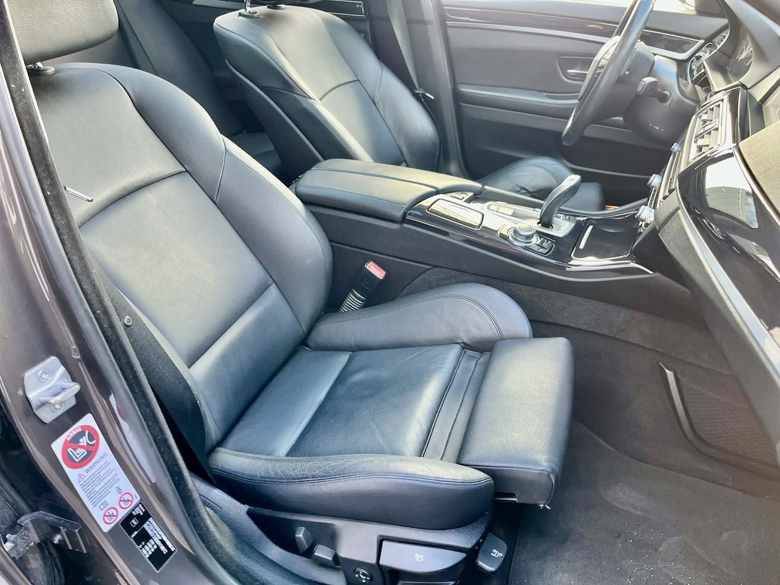 BMW 520 2013, photo 6/13