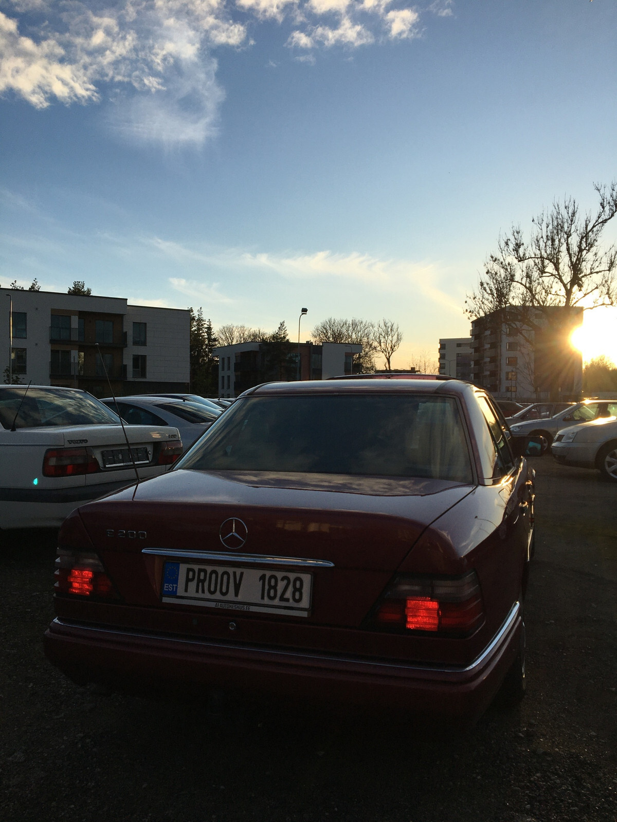 Mercedes-Benz E 200 1995, photo 7/10