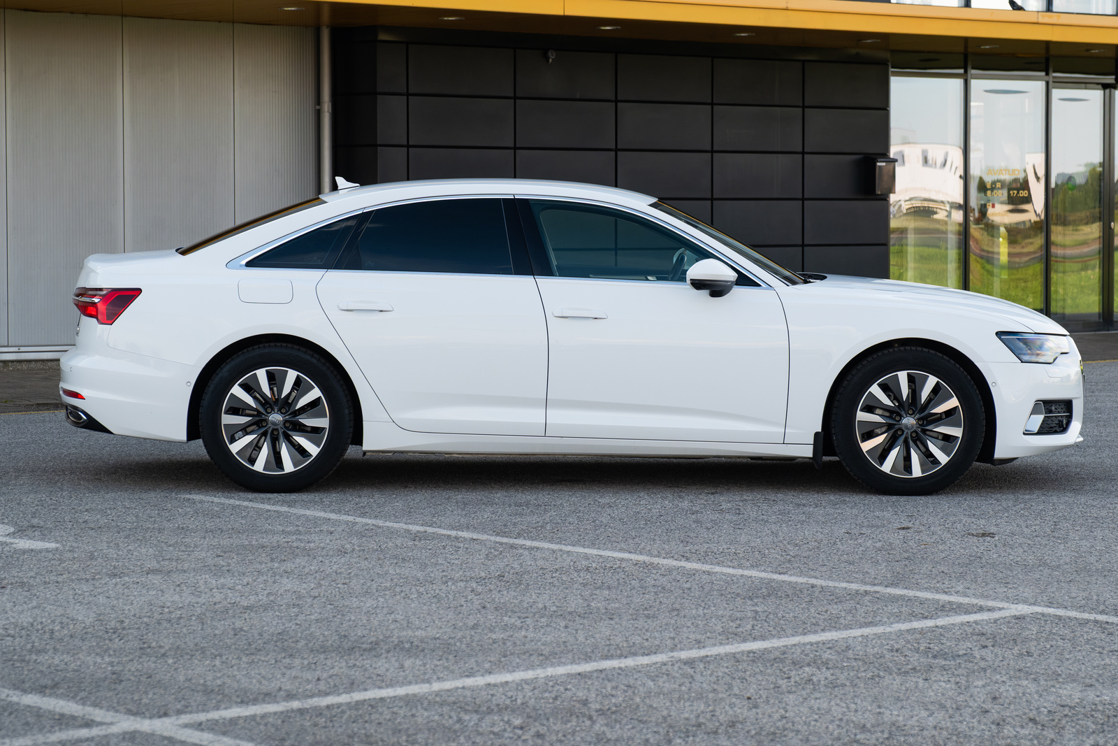 Audi A6 2020, photo 3/21