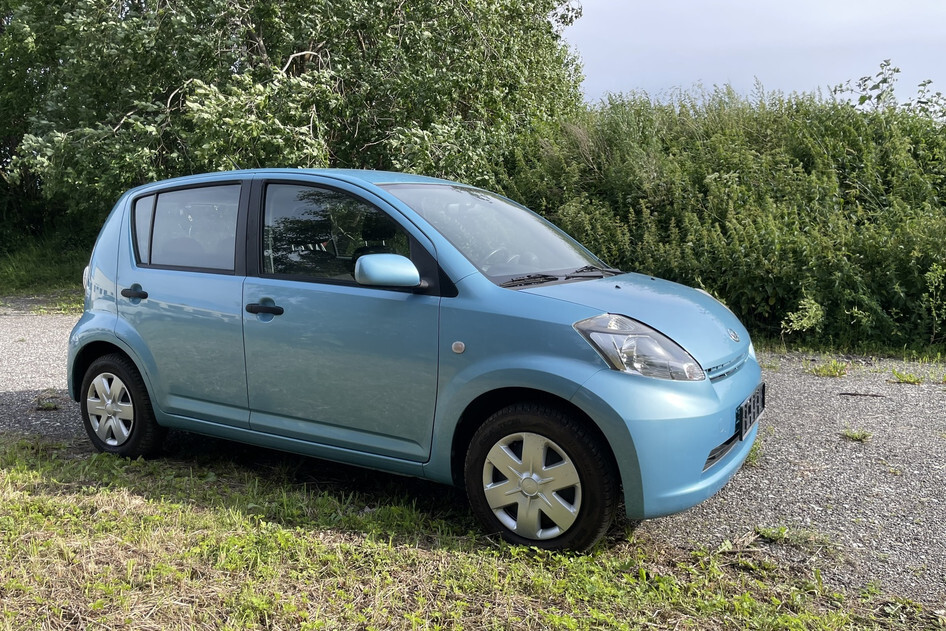 Daihatsu Sirion, 2006, 1.3, 66 kW, petrol, manual, front-wheel drive